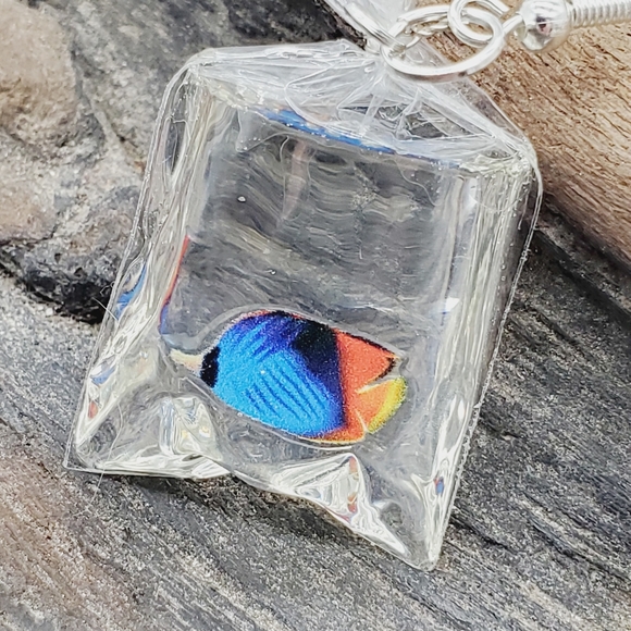 Nwt fish in bag! Blue reef fish earrings silver hooks handmade - Picture 4 of 4